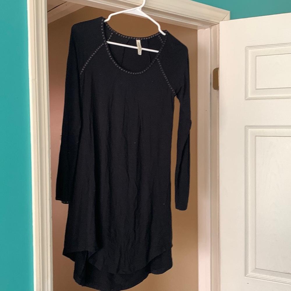 RCVA - Black Leila Top/Dress Size Medium